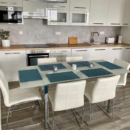 Royal Blue - Luxurious Flat With 5-star View Over Balaton Apartment