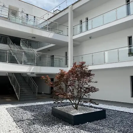 Royal Blue - Luxurious Flat With 5-star View Over Balaton Keszthely