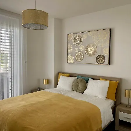 Royal Blue - Luxurious Flat With 5-star View Over Balaton Apartment *